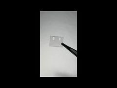 Niestandardowe kwadratowe okno optyczne z szafiru z otworem przelotowym