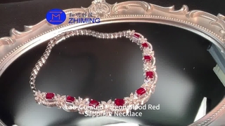 Niestandardowa biżuteria z kamieni szlachetnych, wyhodowany w laboratorium naszyjnik z krwistoczerwonym gołębiem i szafirem